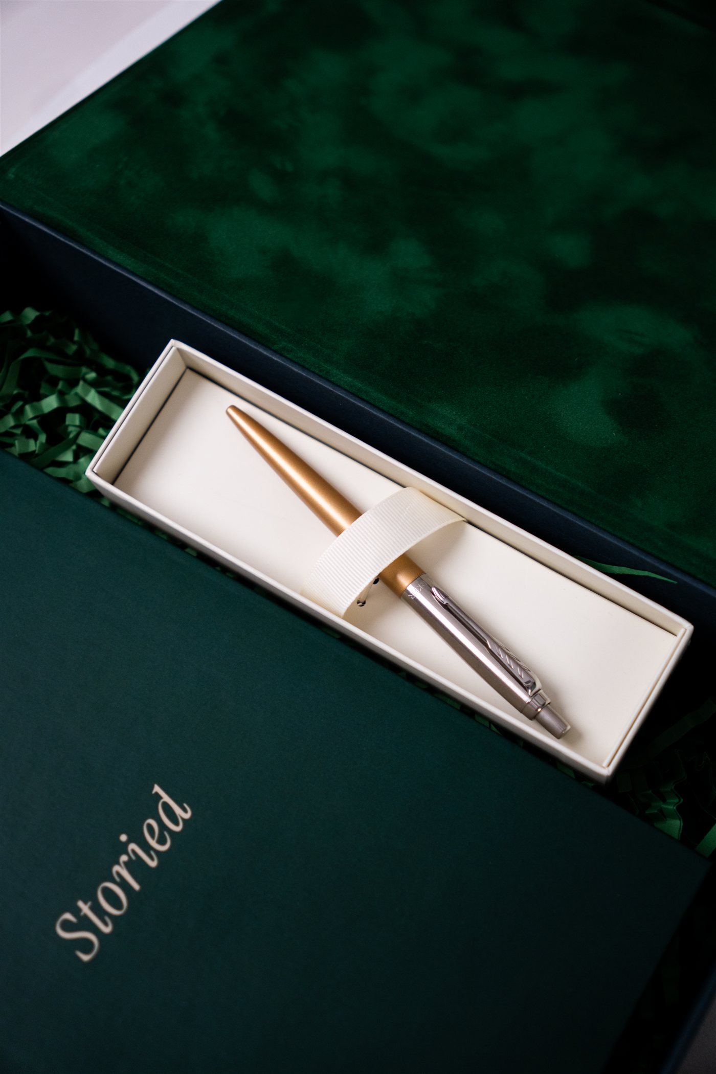 Ручка Parker у подарунковій коробці Storied